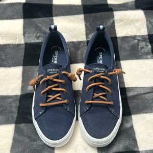 Sperry top-sider boat shoes